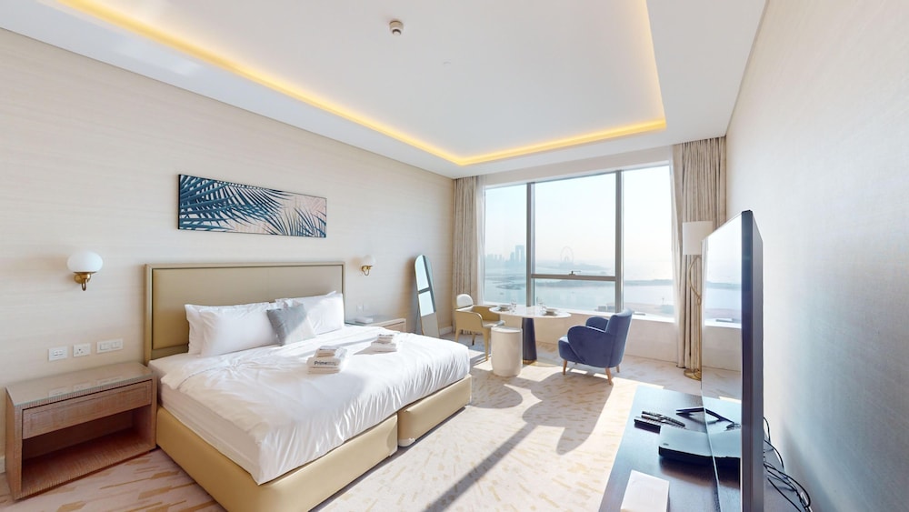 Palm Jumeirah - Palm Tower T1 3317