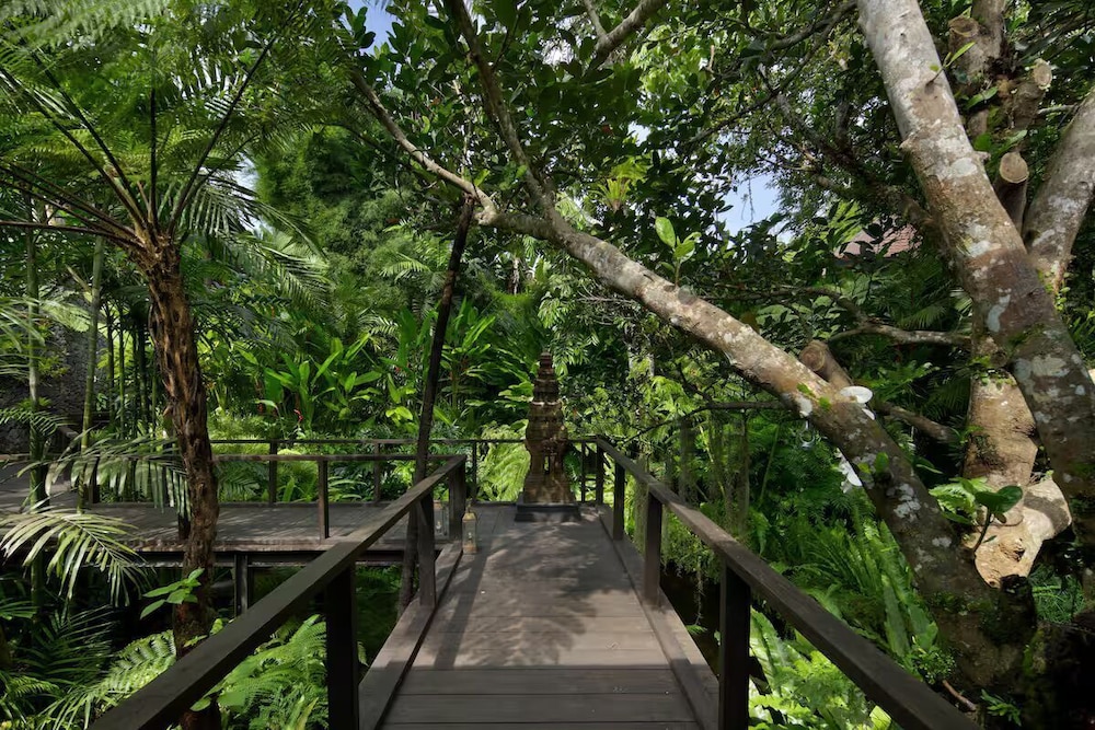 Sumeru Botanical Estate