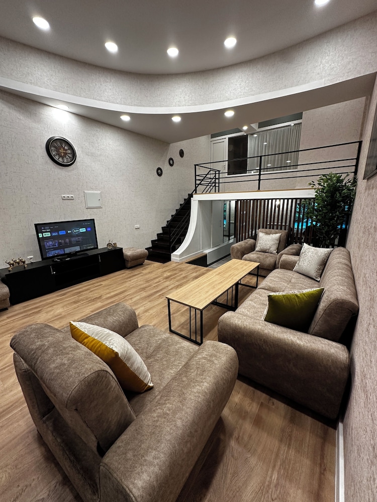 Duplex two bedroom apartment