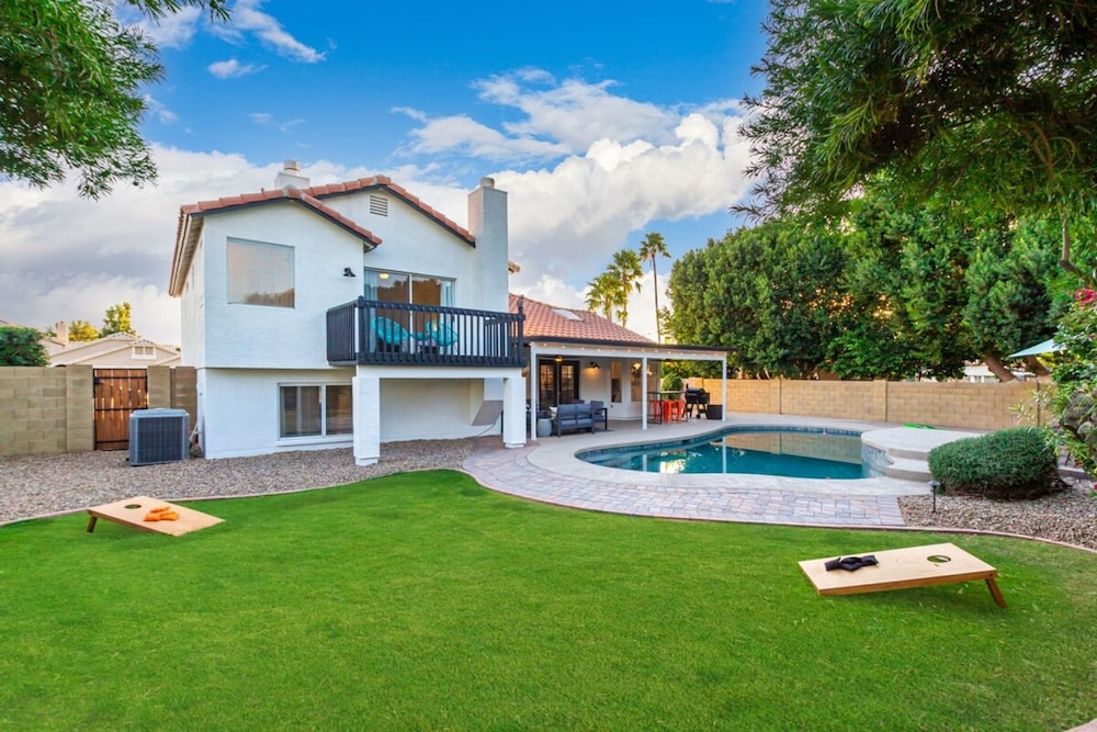 Modern Mesa Oasis Free Heated Pool Al-fresco Living
