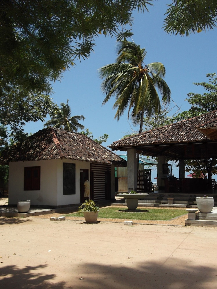 Lanka Eco Village