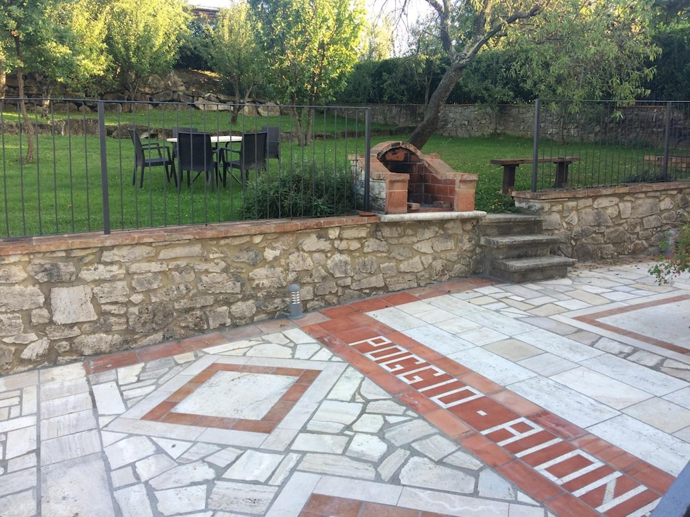 Bio Agriturismo Poggio Aione
