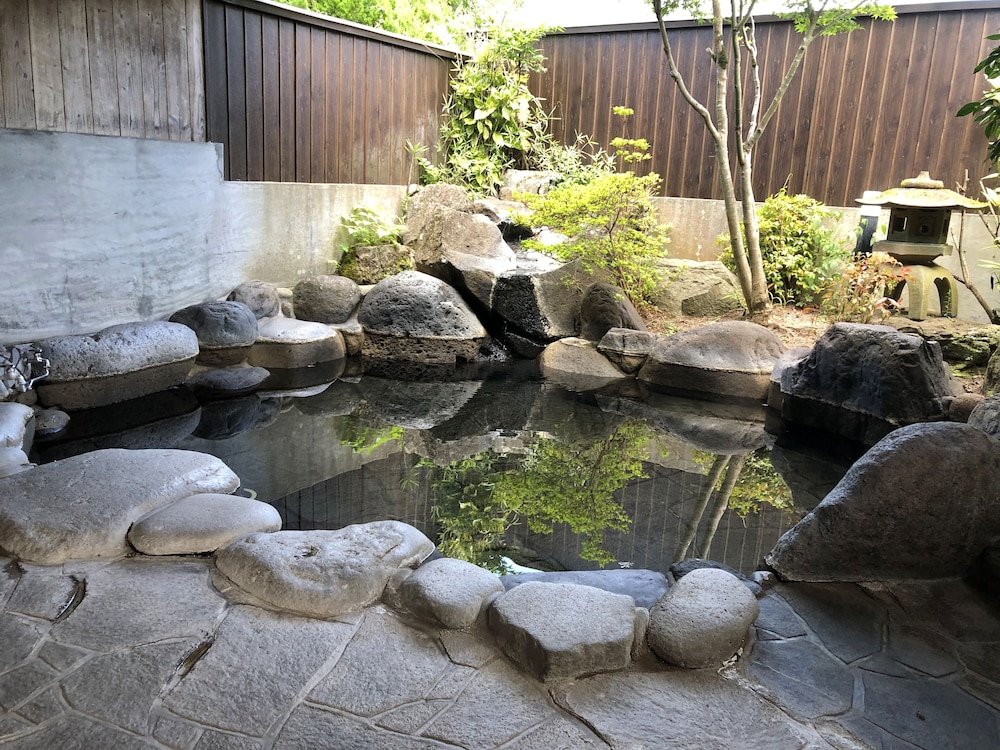 Photo 33