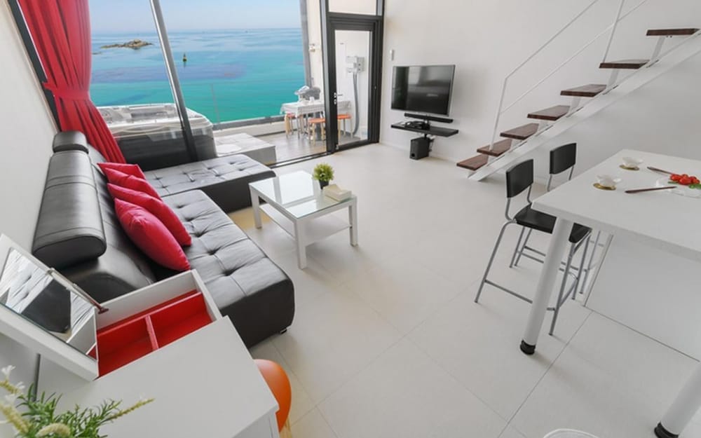 Goseong Croton Pool Villa view 5