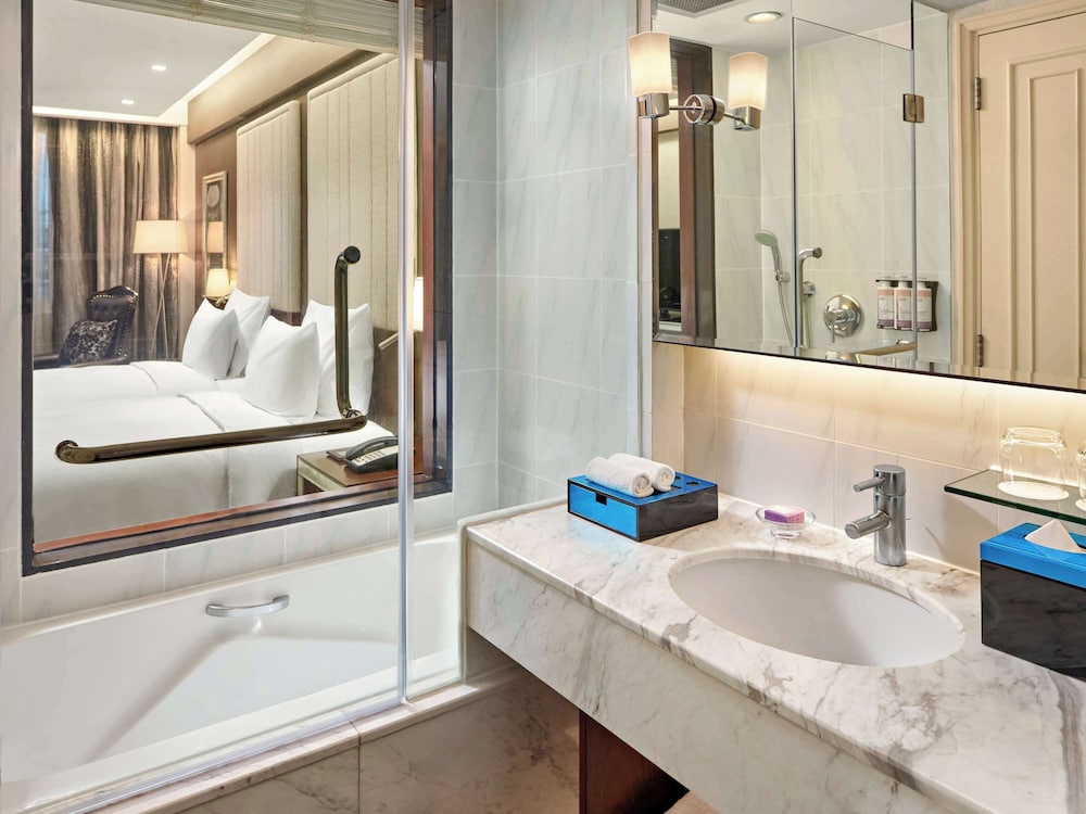 Mövenpick Hotel Hanoi Centre 29