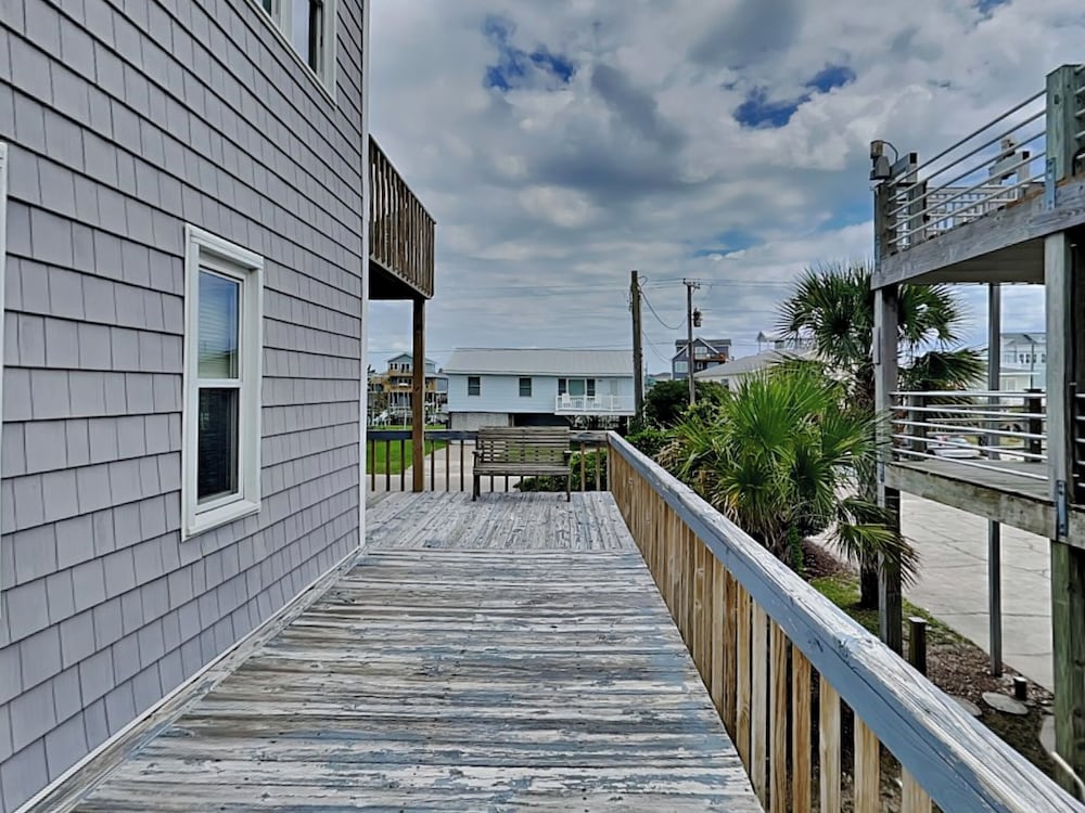 Hoff 1 by Topsail Realty