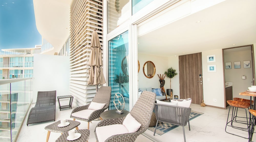 Condo Maritima 9U by Kivoya