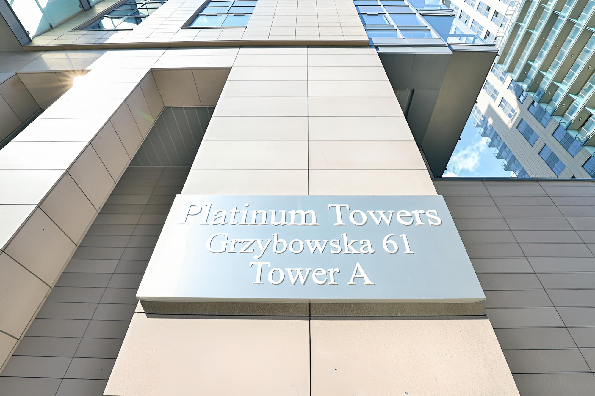 Platinum Towers Grzybowska by Renters view 4
