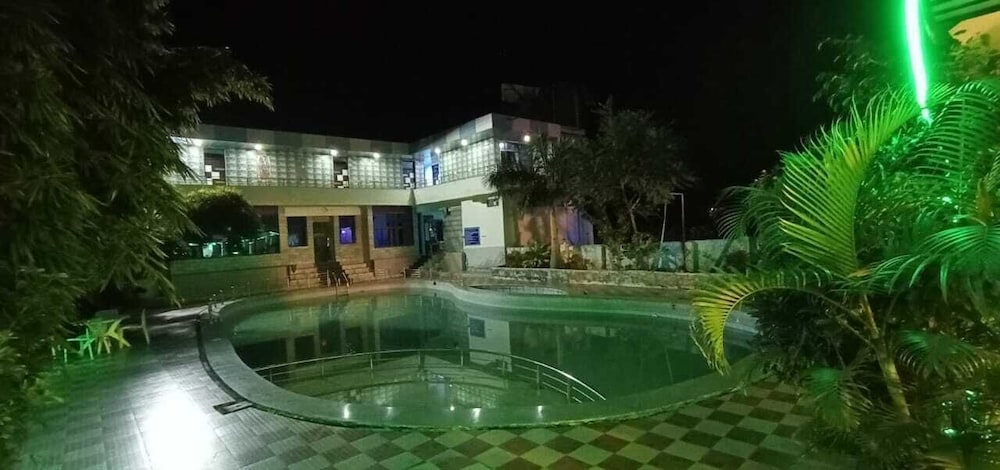 Hotel The Woodz view 3