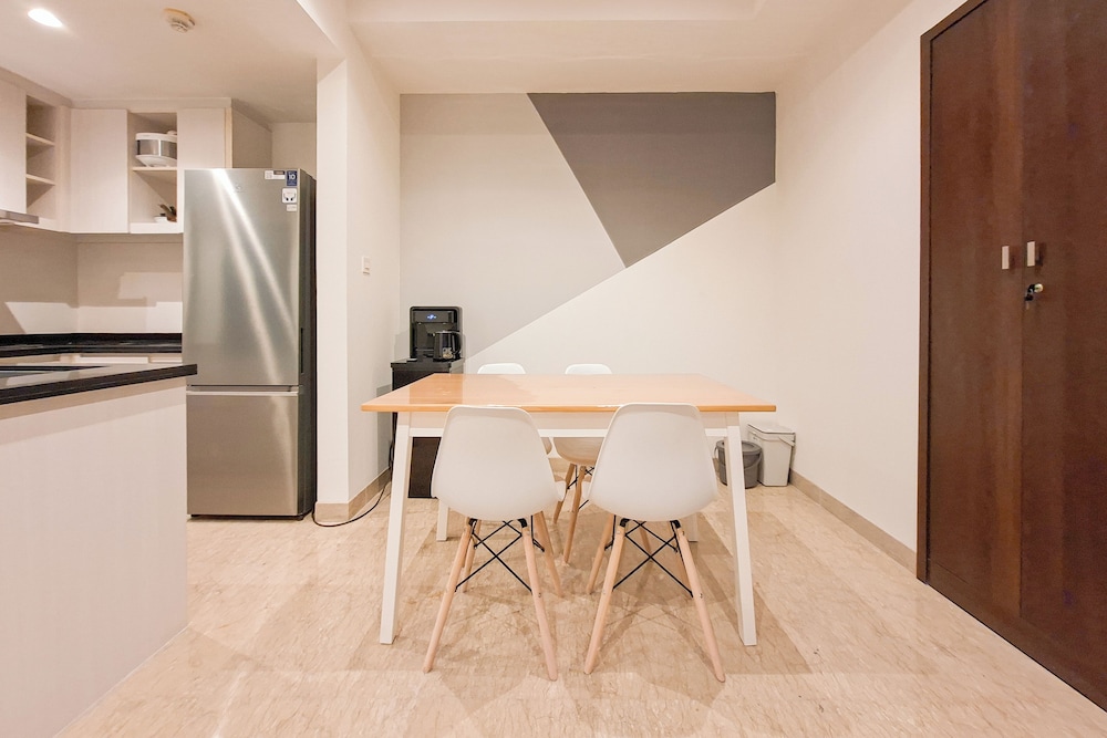 Great Choice 2Br At Branz Bsd City Apartment