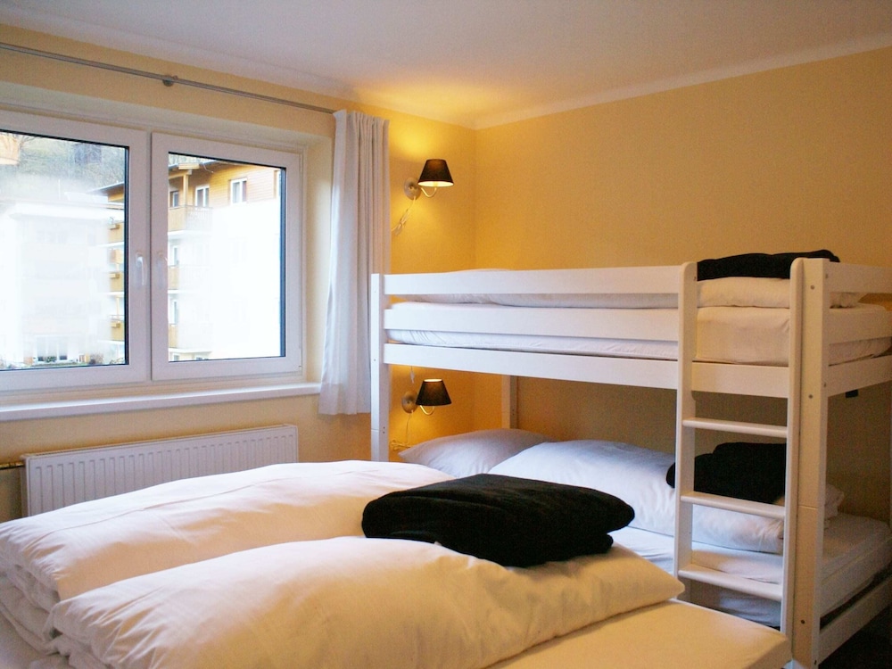 Luxury Chalet with Sauna near Ski Area in Salzburg view 4