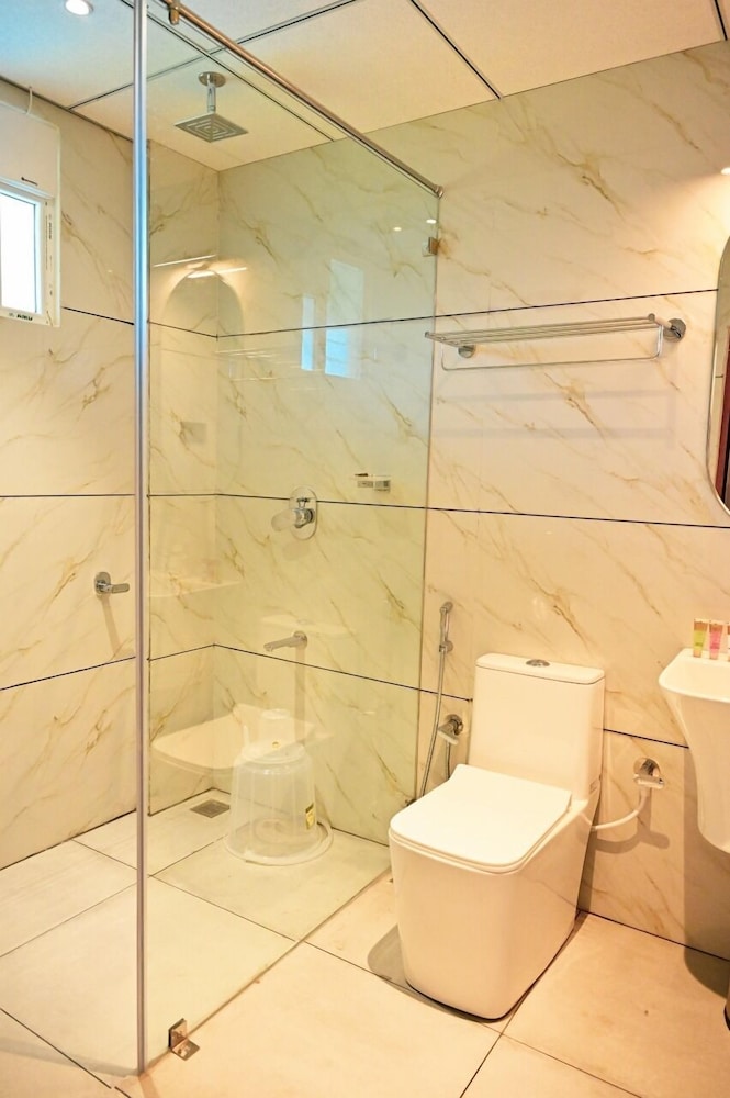 Hotel S S International