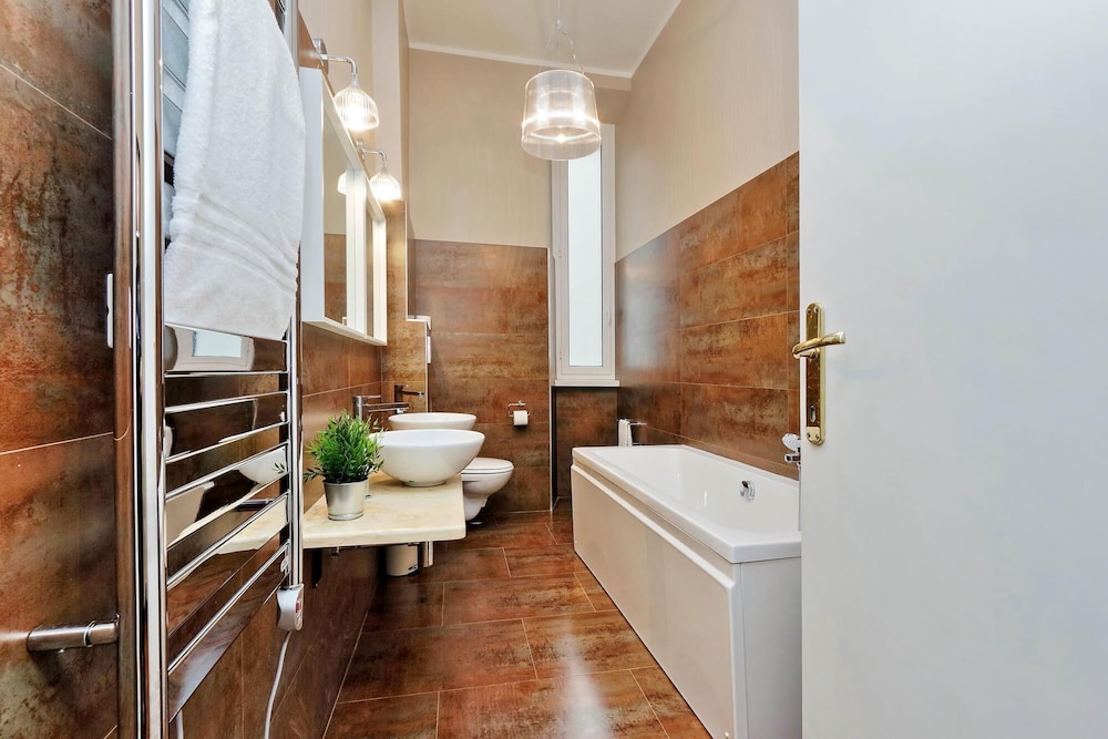 Rm-h501-pale6d2 Monti Apartments - M8