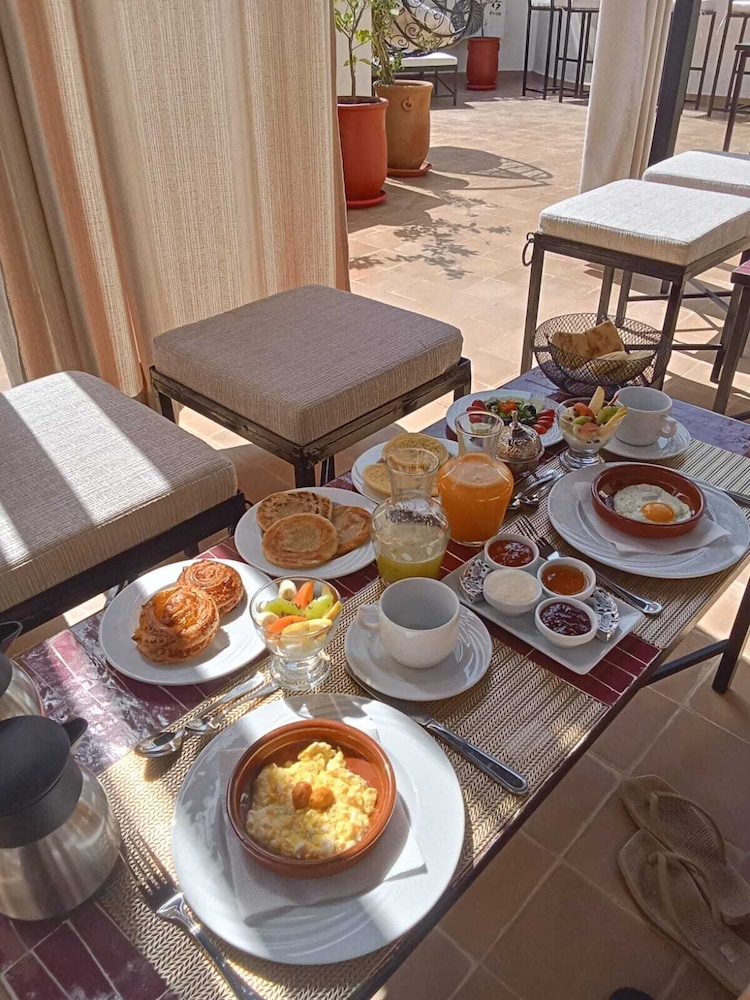 Riad zehra