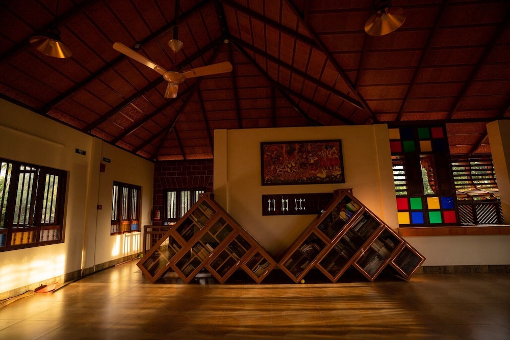 Neelambari Ecotourism Thrissur Aratupuzh