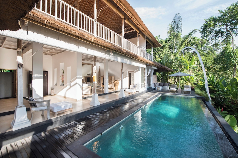 Villa Shamballa by Villa Finder