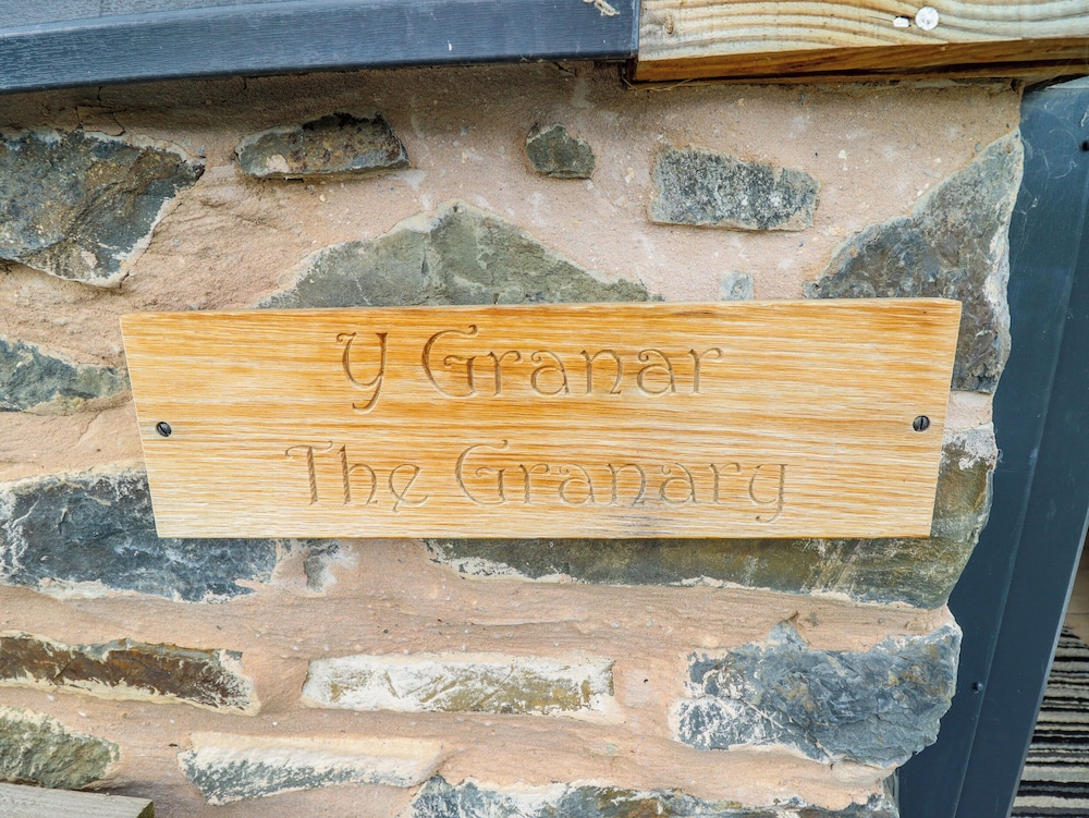 Y Granar (the Granary
