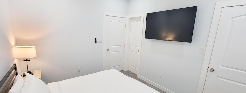 Villas De Laguna 3 3 Bedroom Townhouse