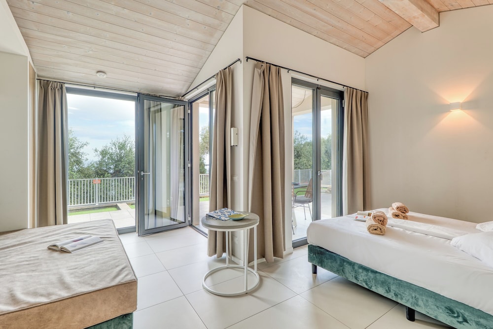 Holiday Resort Balzi Rossi