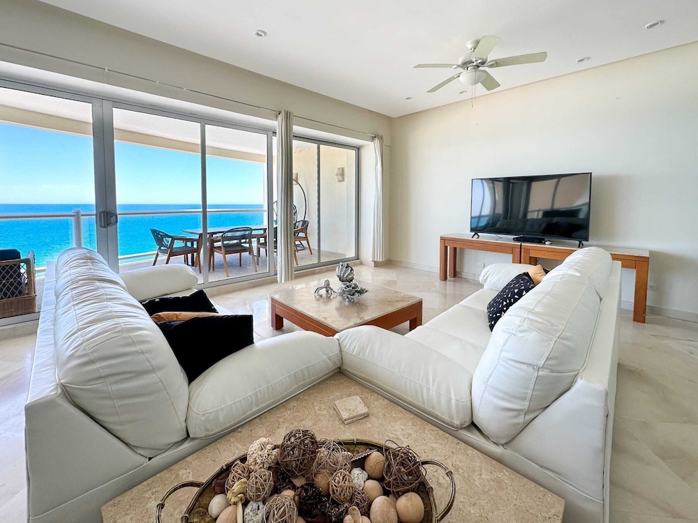 Serenity by the Sea Stunning Beachfront Condo