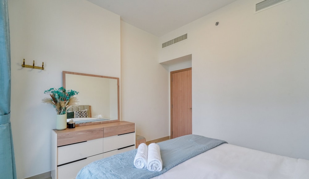 Exquisite Living in Riviera One Bedroom