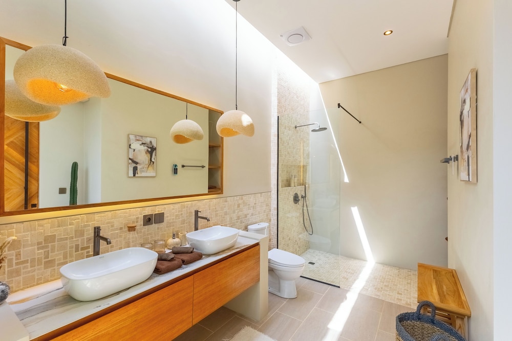 Villa Linaria by Pertama Management