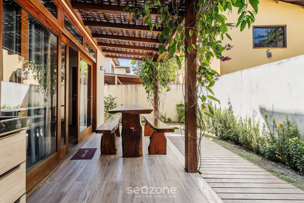 House With Barbecue in the Condominium Cvb0144