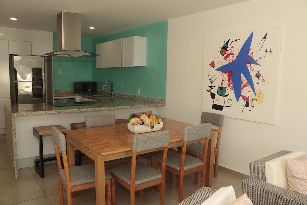 9 Bahias Condos - Property Image 20
