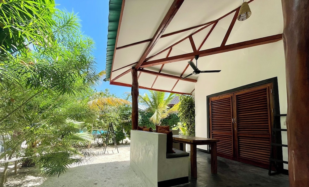 Baobab Bungalows