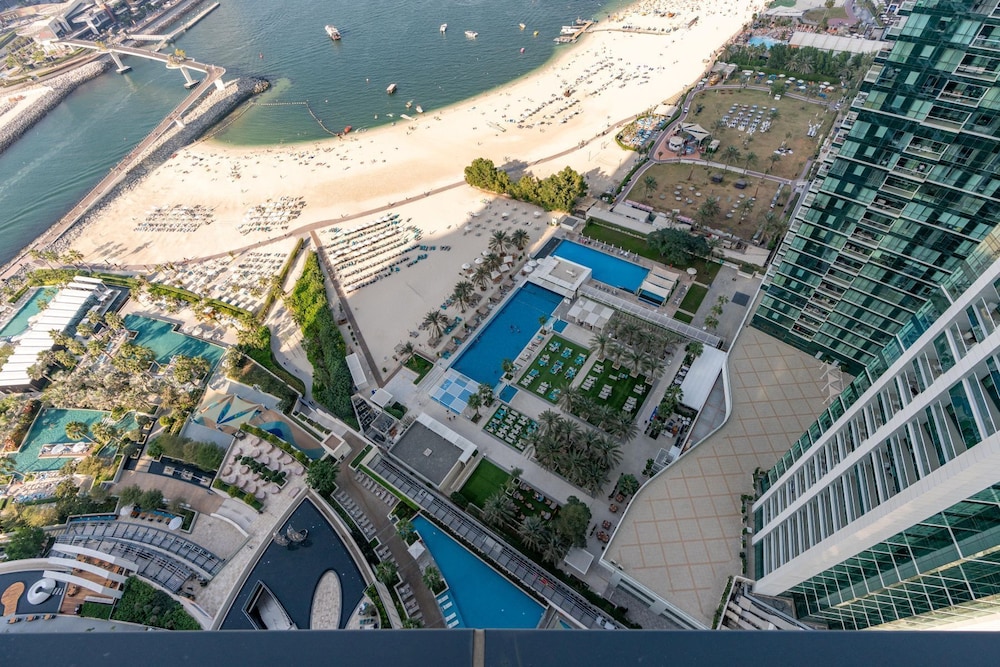 2BR 2502 Jumeirah Gate 1