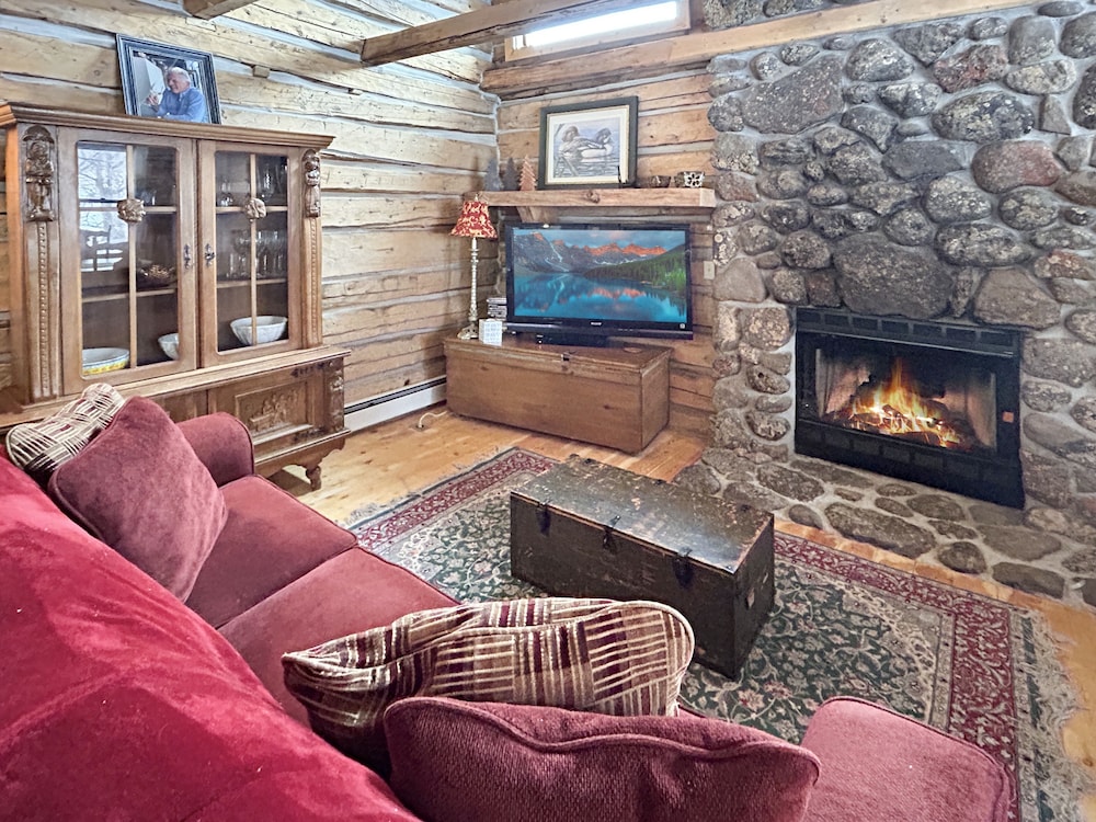 Timeless Mesa Hideaway 2 Bedroom Cabin