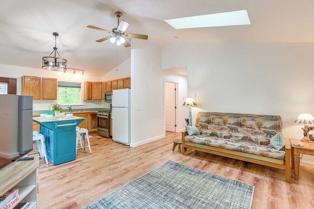Wooded Country Home w/ Spacious Deck in Farwell!