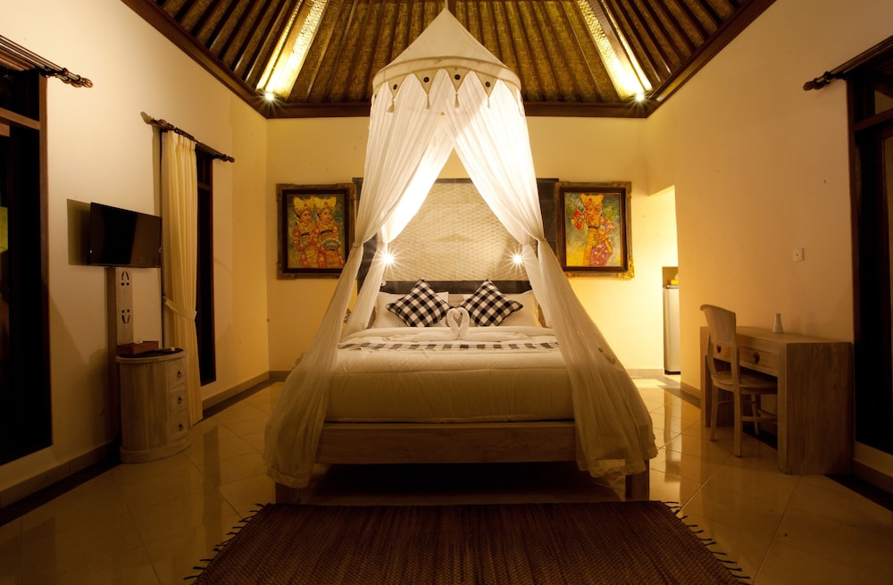Segening Villa