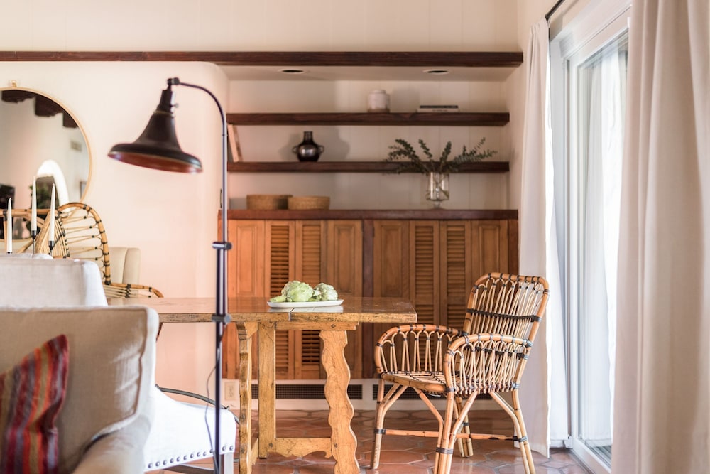 La Casona by Avantstay Gorgeous Spanish Style Oasis w Historic Charm Pool