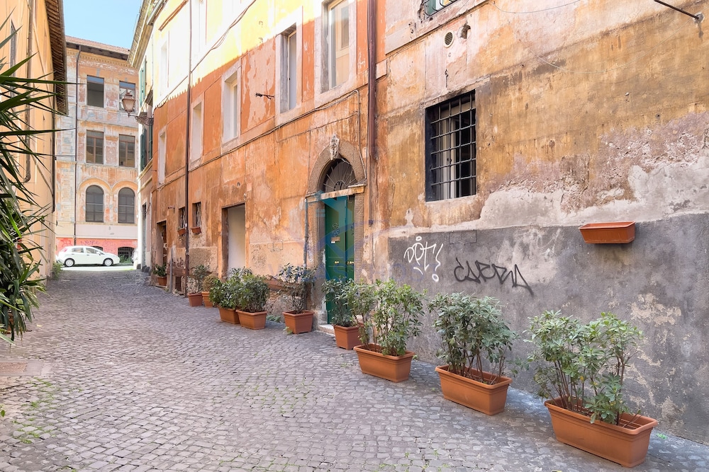 Newly Renovated Studio In Piscinula - Trastevere