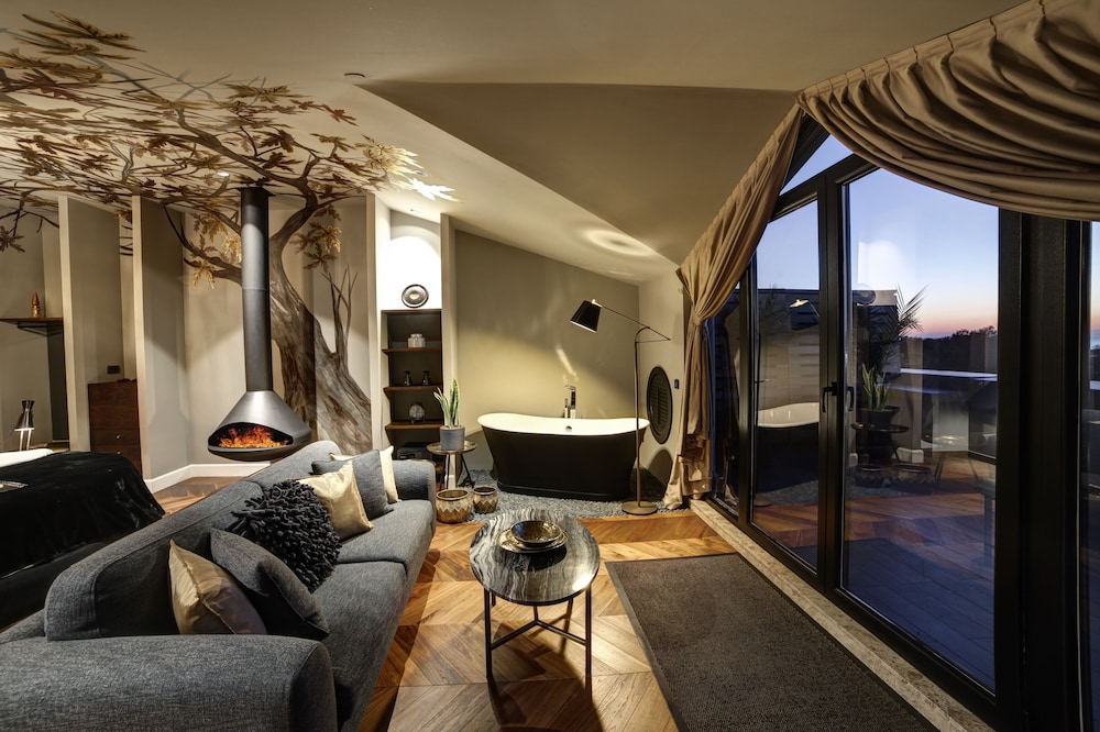 39 Kalamış Marina Oteli - Image 49