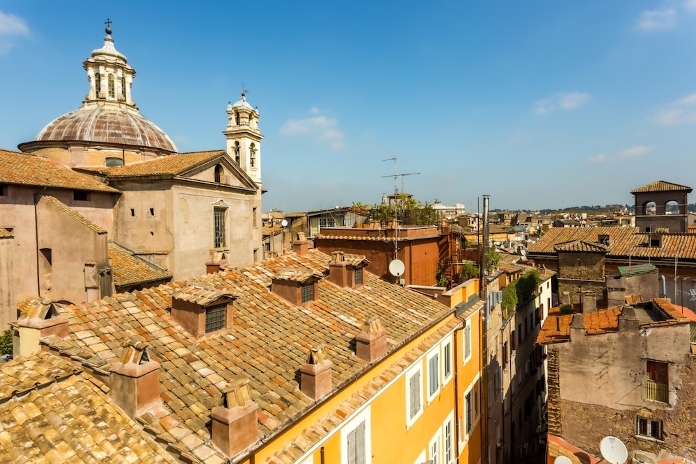 Treasurerome Navona Terrace Suite