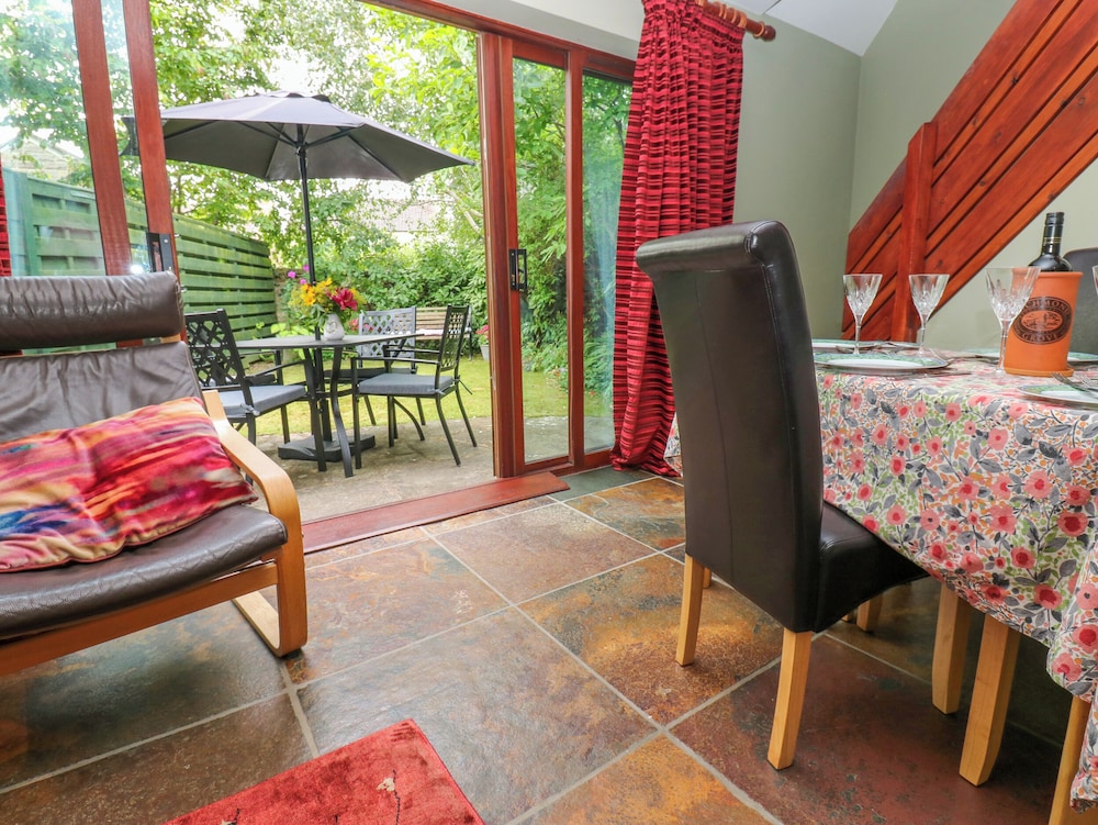 Magnolia Cottage