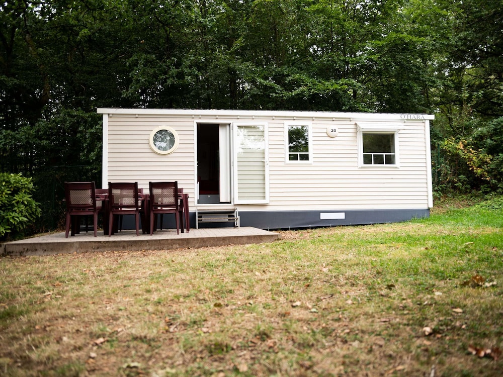 Fine Chalet With Microwave Located in the Ardennes