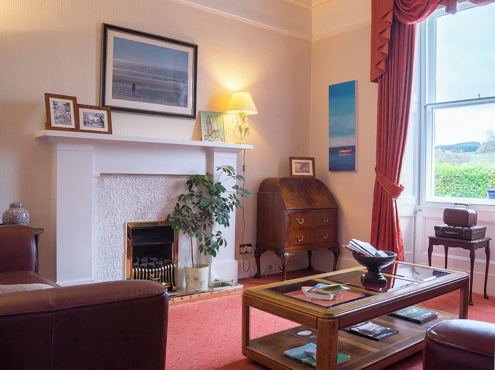 Queensberry House