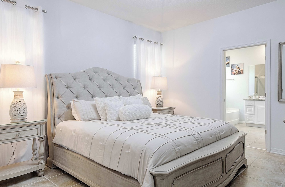 7643 Beautiful 6-bedroom Family Home With Private Pool Near Disney World