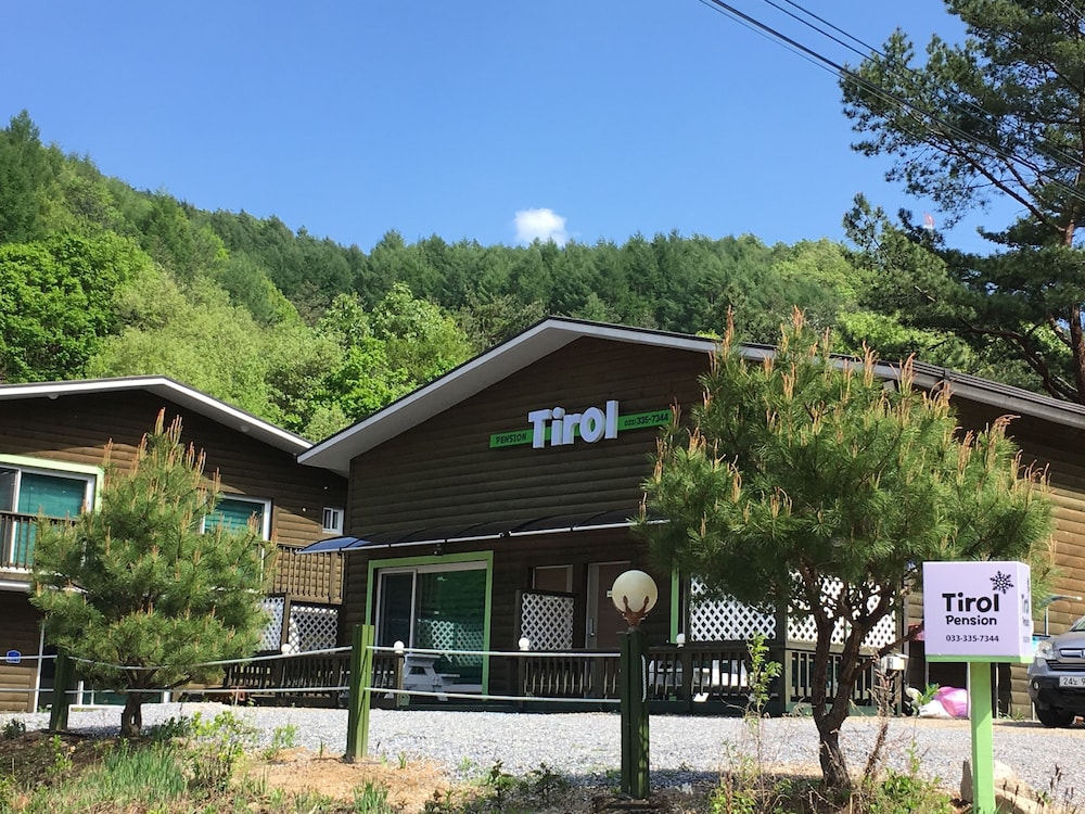 Tirol Pension