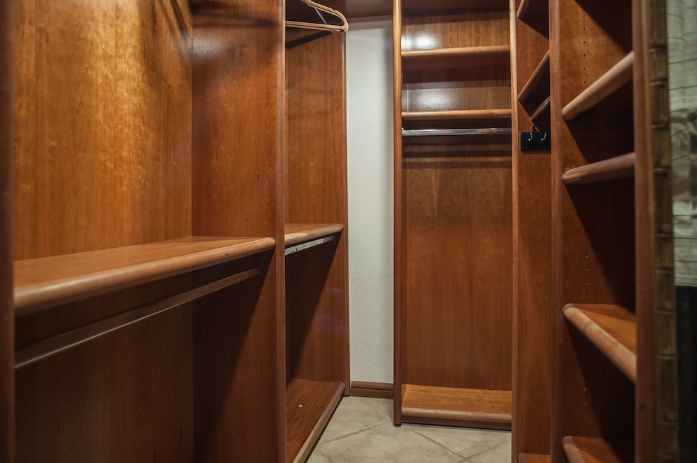 Seawind On the Bay - Apartments