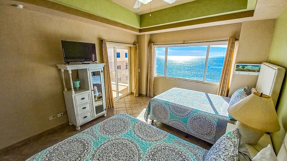 Spectacular 2 Bedroom Condo on Sandy Beach at Las Palmas Resort B-605 2 Condo by Redawning view 4