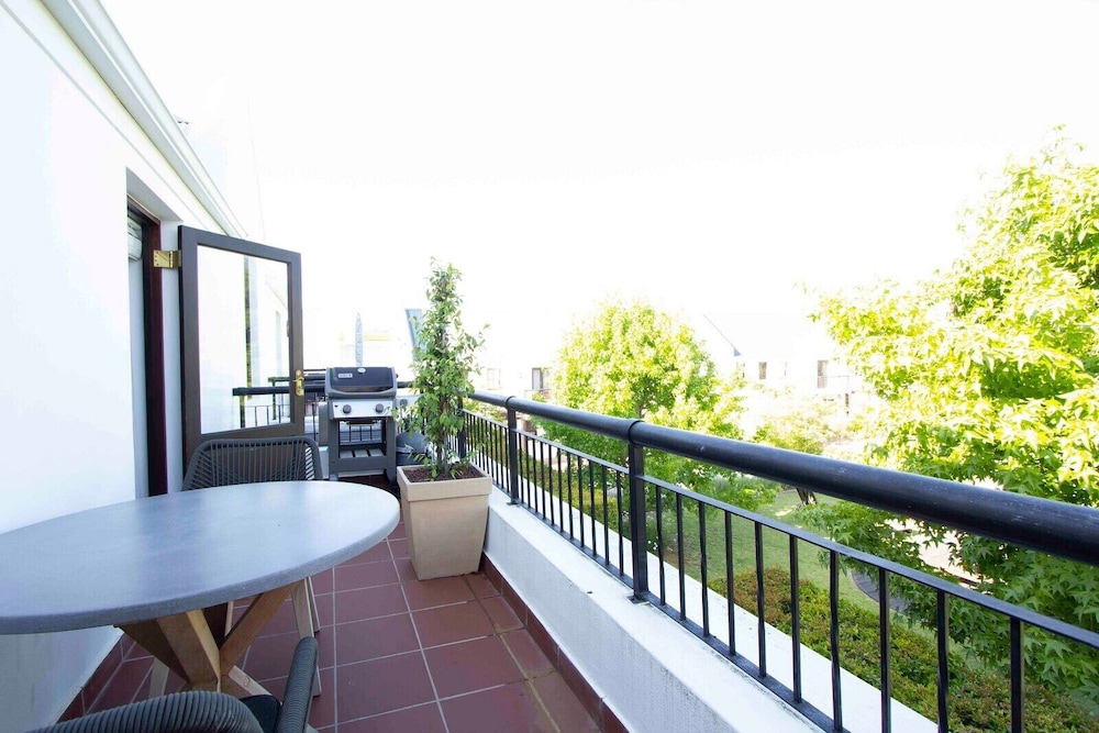 Winelands Golf Lodges at De Zalze
