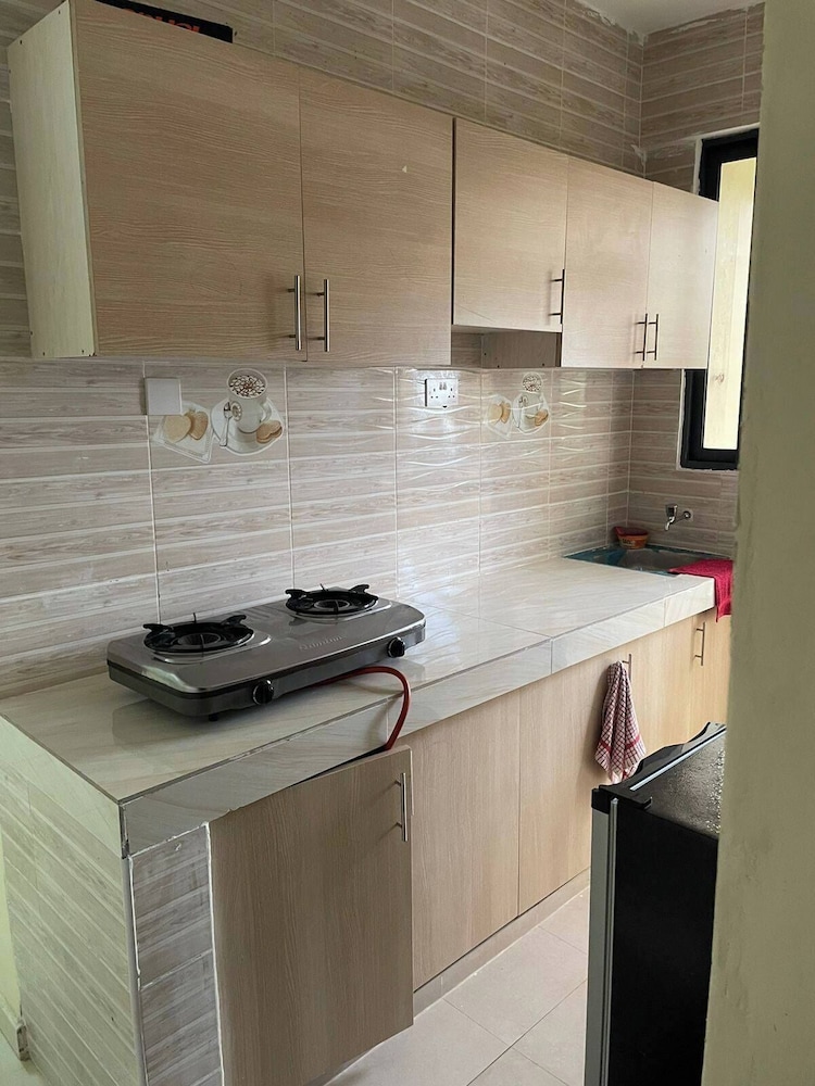 Lux Suites Lexy Homes Bamburi