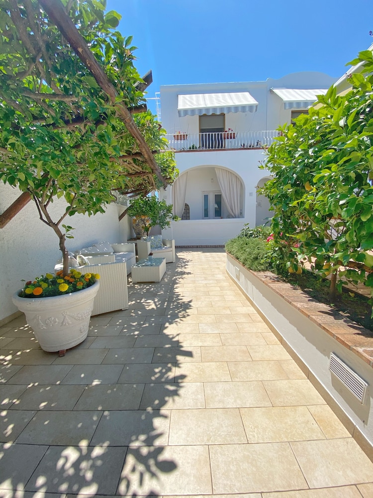 La Giuliva Charming Rooms
