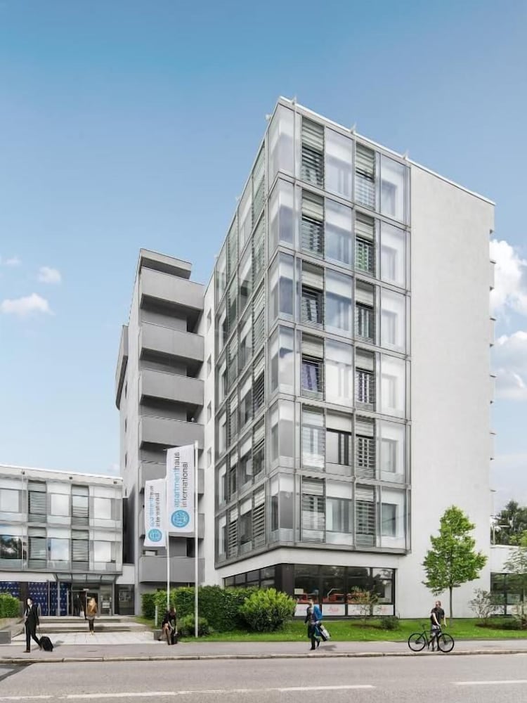 Apartmenthaus International