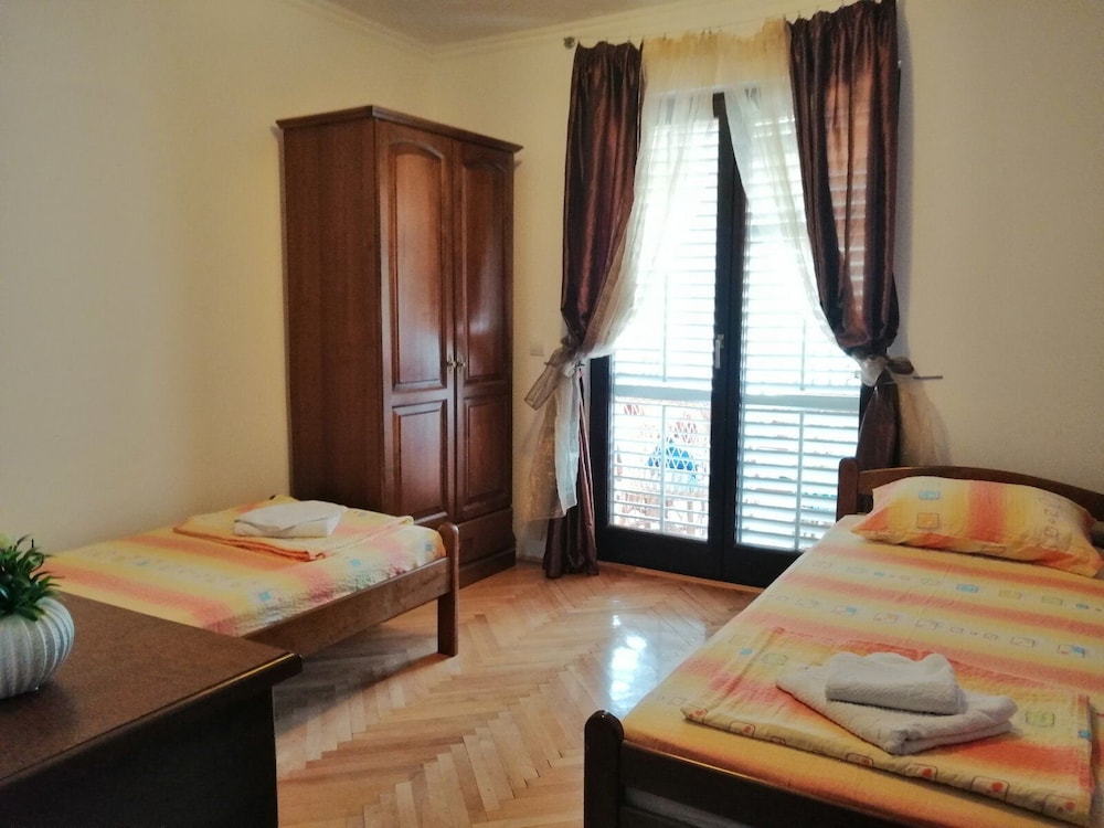 Apartment Golub view 5