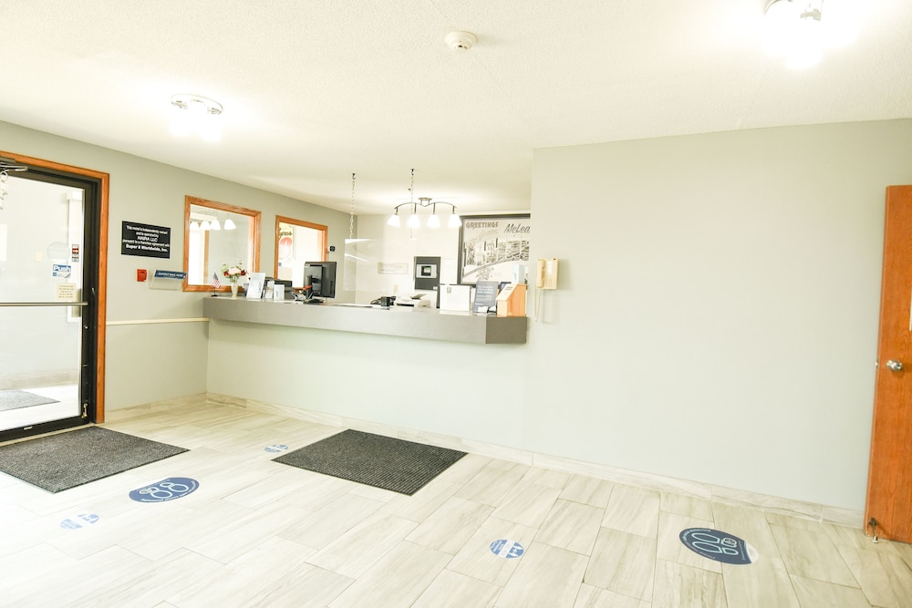 Super 8 by Wyndham McLean/Bloomington SW view 2